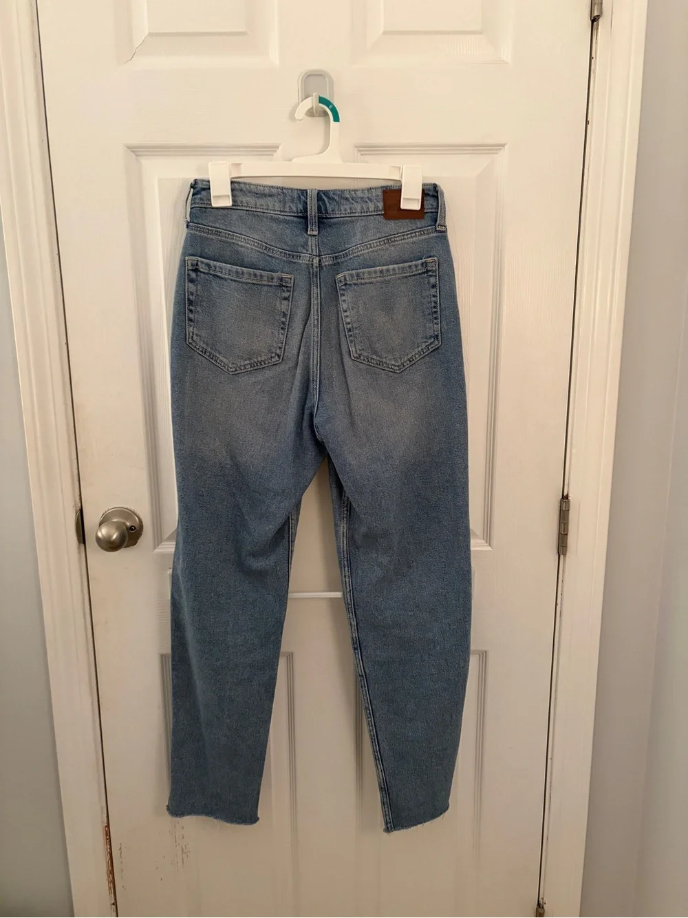 Hollister Women's Straight Leg Light Blue Jeans